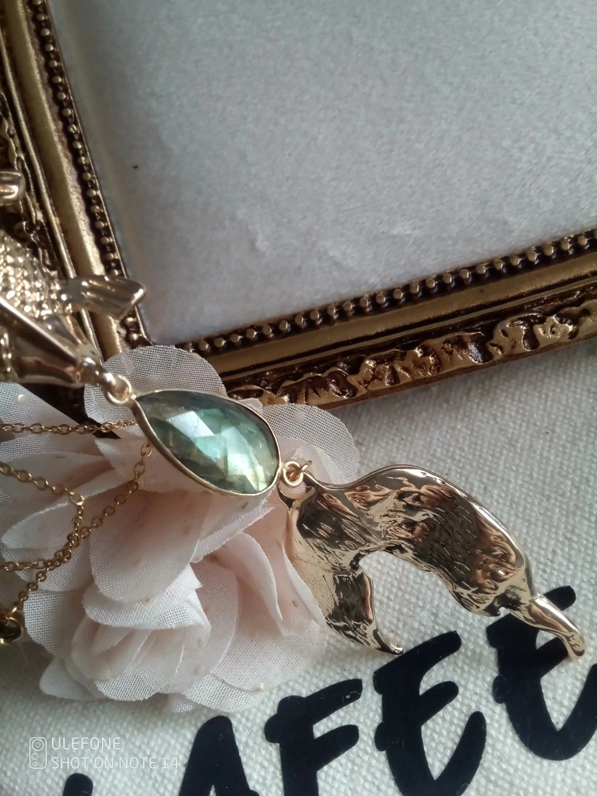 Gold fish pendant necklace and labradorite stone – photo 4